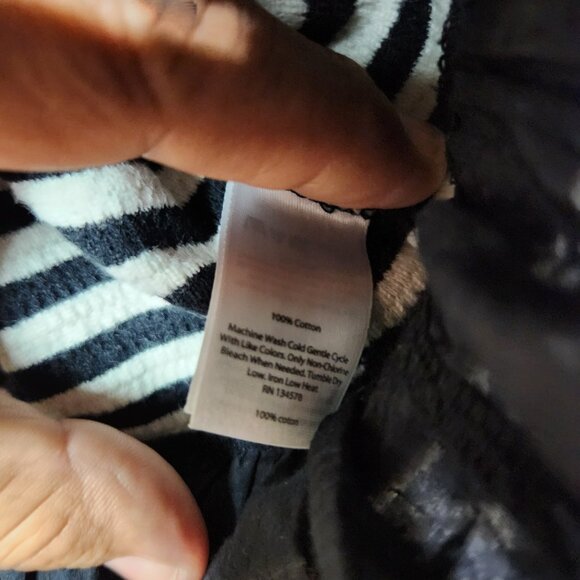 VINEYARD VINES Black White Striped Ruffle Bottom Top Long Sleeve Size XS - Picture 8 of 14